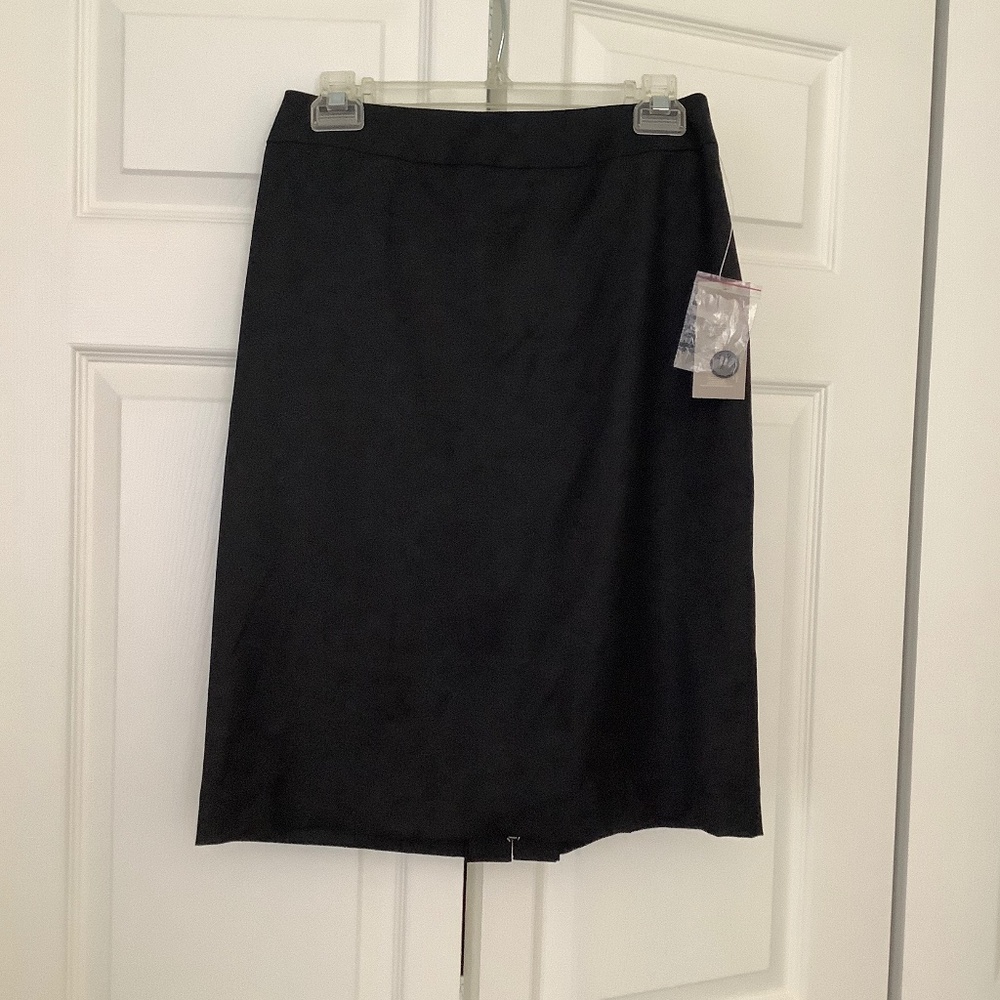 Black skirt